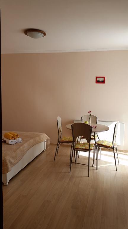 Boglárka Apartman Hajduszoboszlo Exterior foto