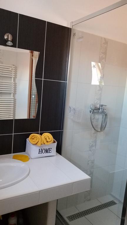 Boglárka Apartman Hajduszoboszlo Exterior foto